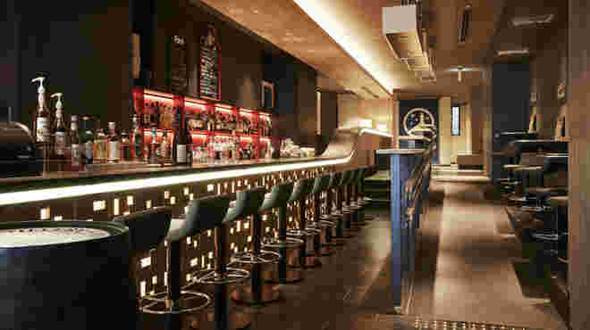 cafe&bar15の店内