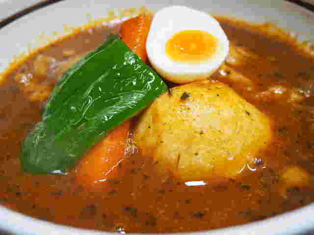 丸ごとじゃがいもスープカレー