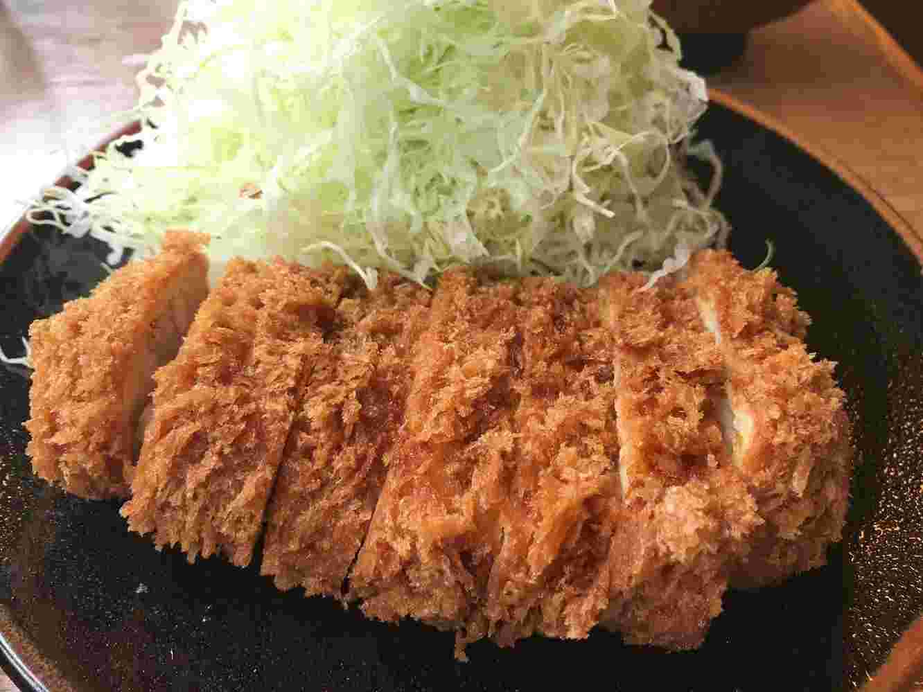 「とん清」ロースかつ