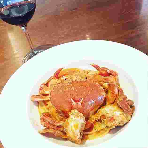 ヘラガニのトマトクリームパスタ