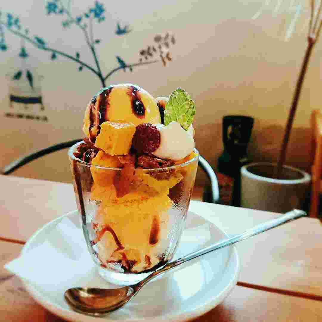 ムジカホールカフェのパフェ