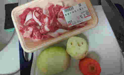 肉じゃがの最低限の材料