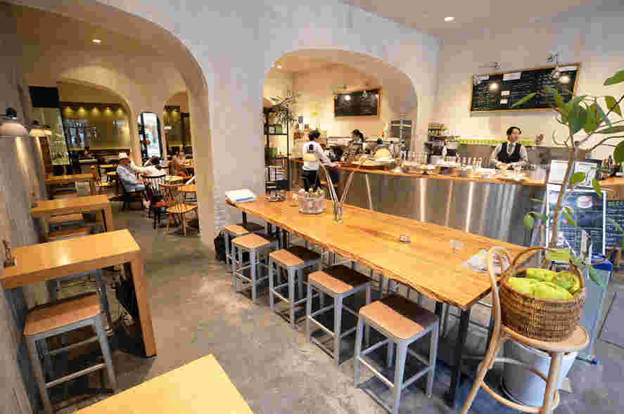 CAFE CONTEMPOの店内の様子