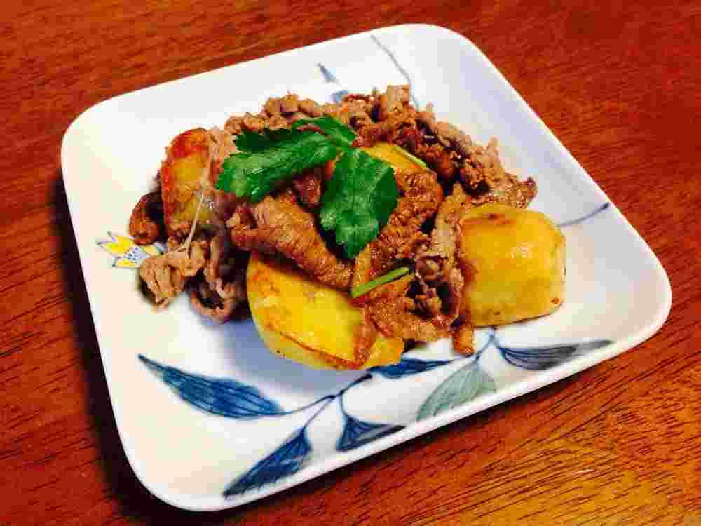 生姜甘辛炒め肉じゃが