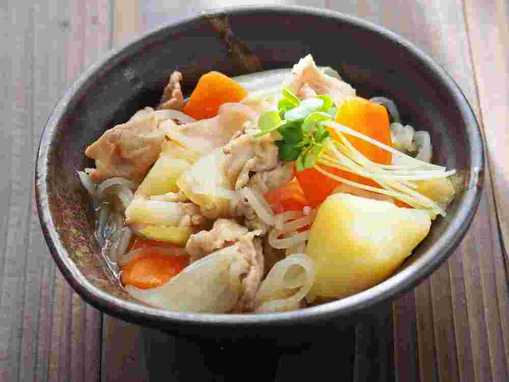 豚こま肉じゃが