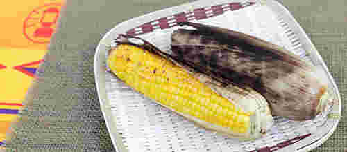 とうもろこしの丸焼き