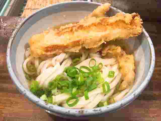 おにやんまのとり天ちくわうどん