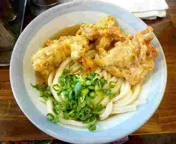 おにやんまのとり天うどん