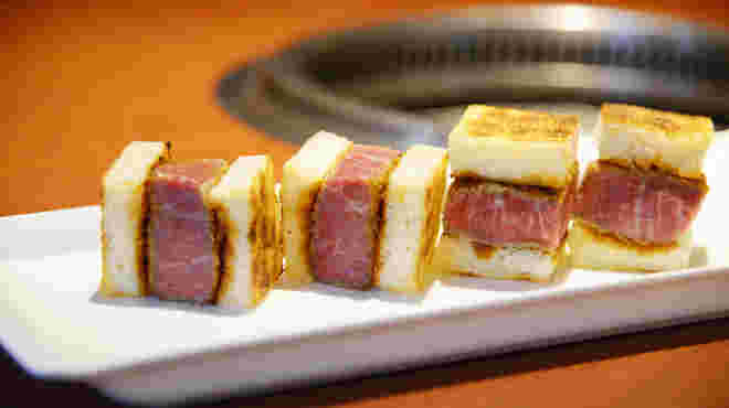 蕃 YORONIKUカツサンド