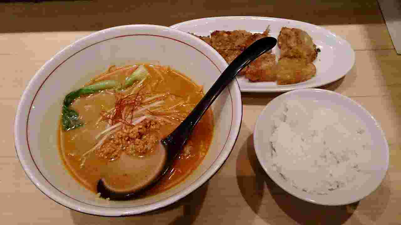 カレータンタンメンとセット