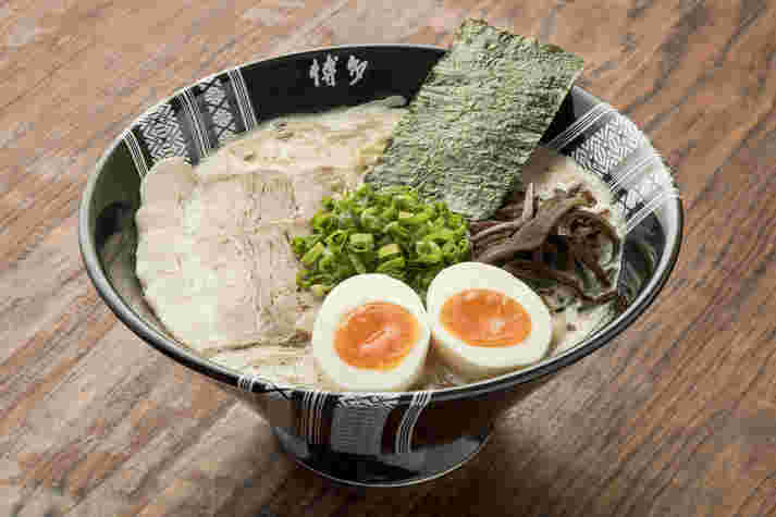 「博多一双」ラーメン