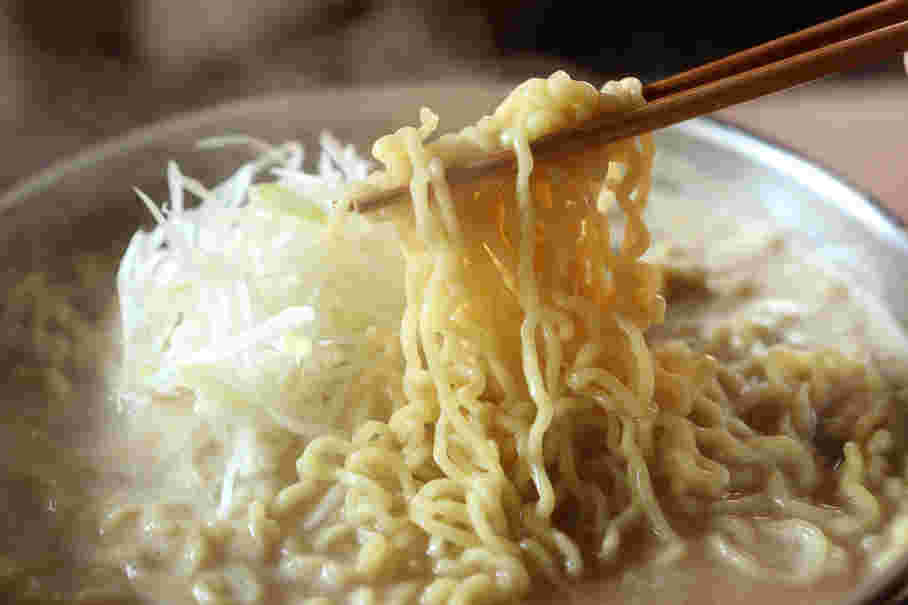 「博多もつ鍋前田屋・博多店」ラーメン