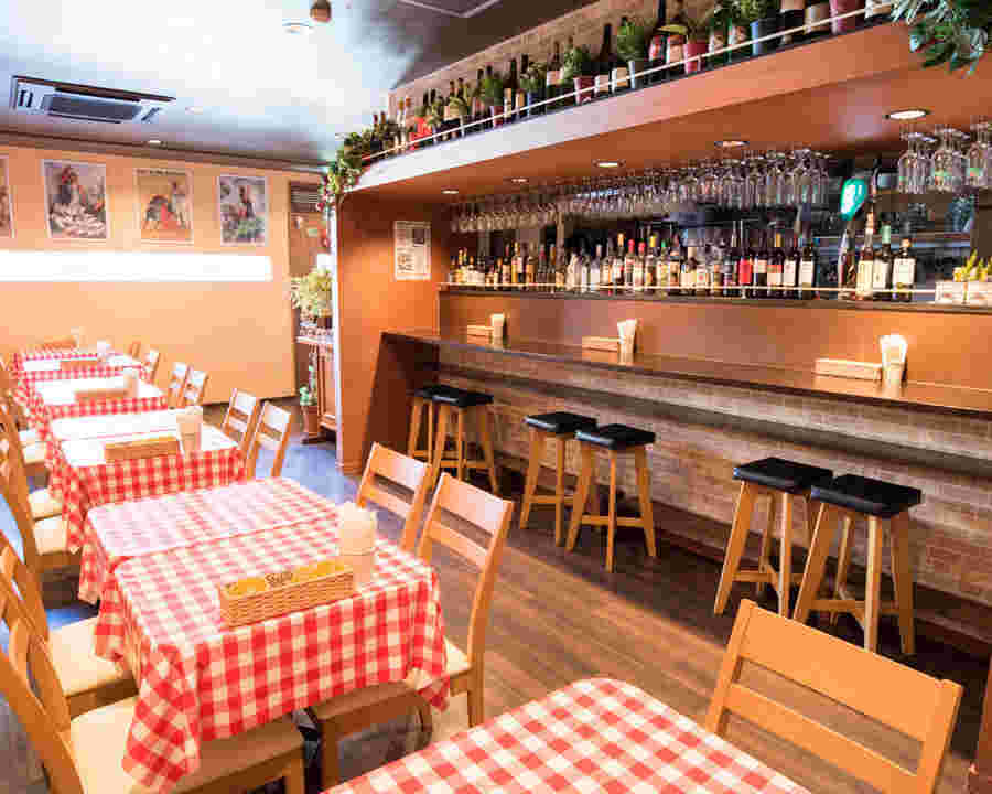 バルの店内