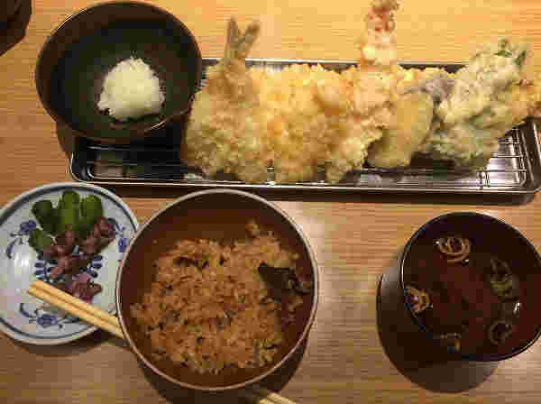 あげなの定食