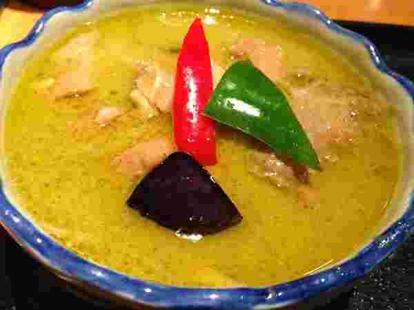 グリーンカレーラーメン(850円)