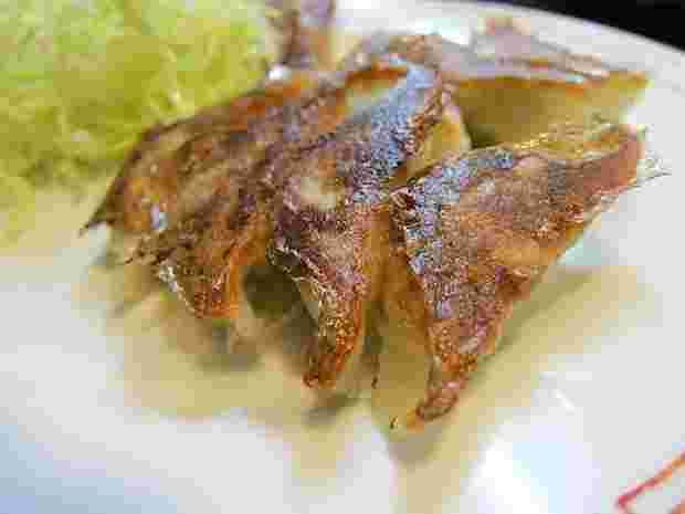 旭軒駅前本店の焼餃子