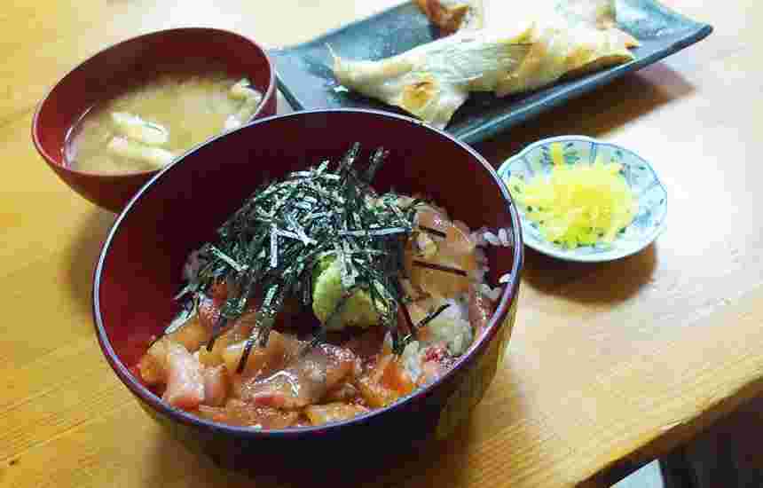 柳橋食堂の海鮮丼
