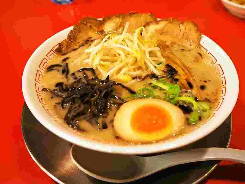 「ラーメン赤組」ラーメン