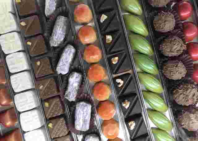 チョコ