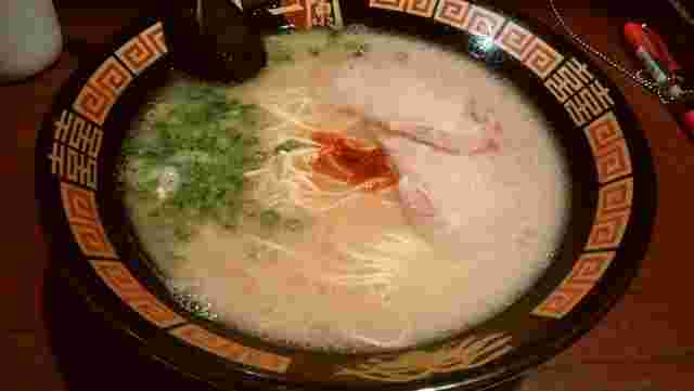 「一蘭・熊本下通店」ラーメン