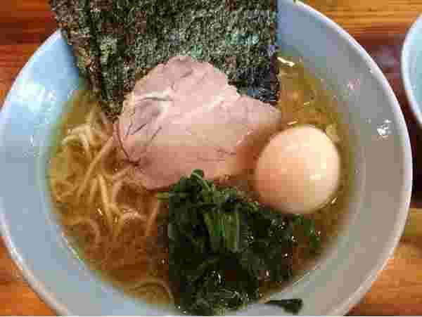 豚骨醤油ラーメン