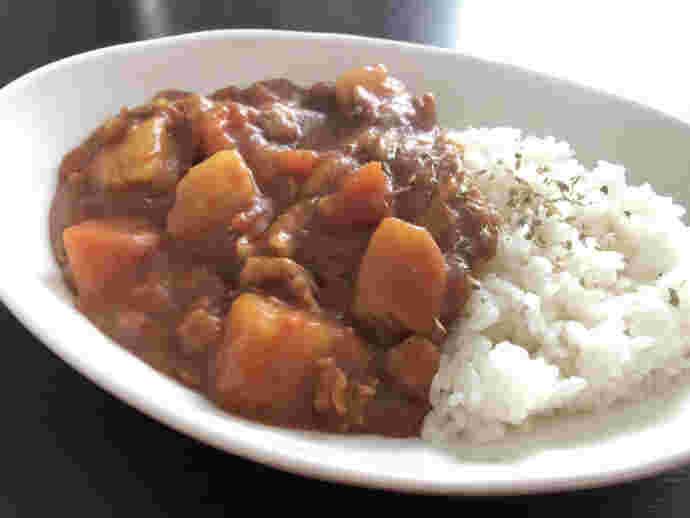 肉じゃがで作るトマトカレー