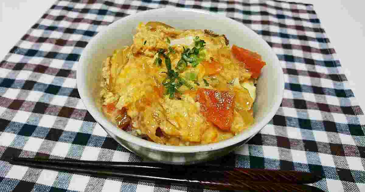 肉じゃがで作る卵とじ丼