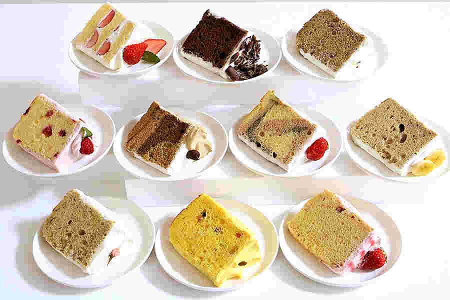 いろいろなフレーバーのシフォンケーキ