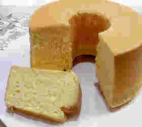 ふわふわなバニラシフォンケーキ