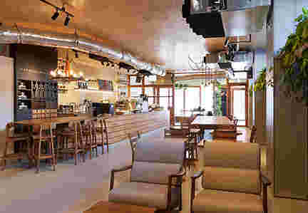 Neighborhood and Coffee 駒沢1丁目店の店内