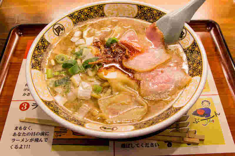 凄い煮干しラーメン