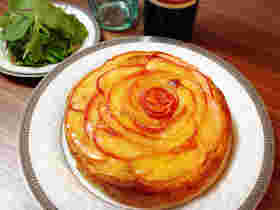 リンゴとバナナの薔薇ケーキ