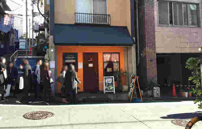 店の行列