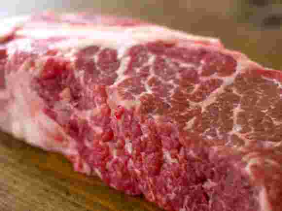 お肉の画像