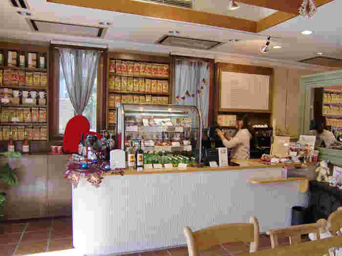 ロアジス店内