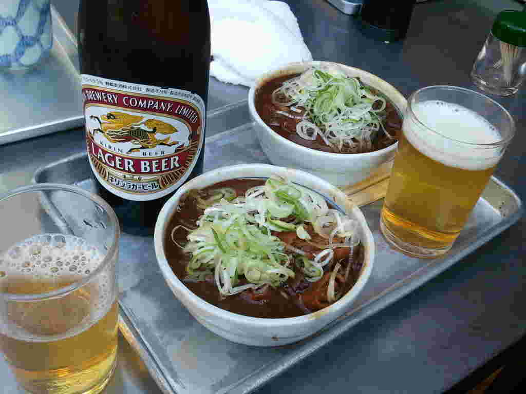 ホルモン煮とビール
