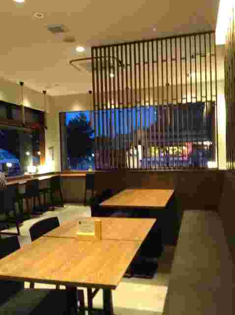 TOGETSU CAFEの店内