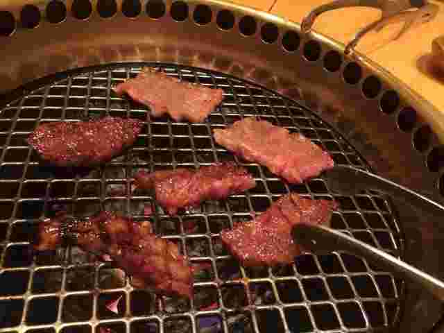 七輪で焼く焼肉