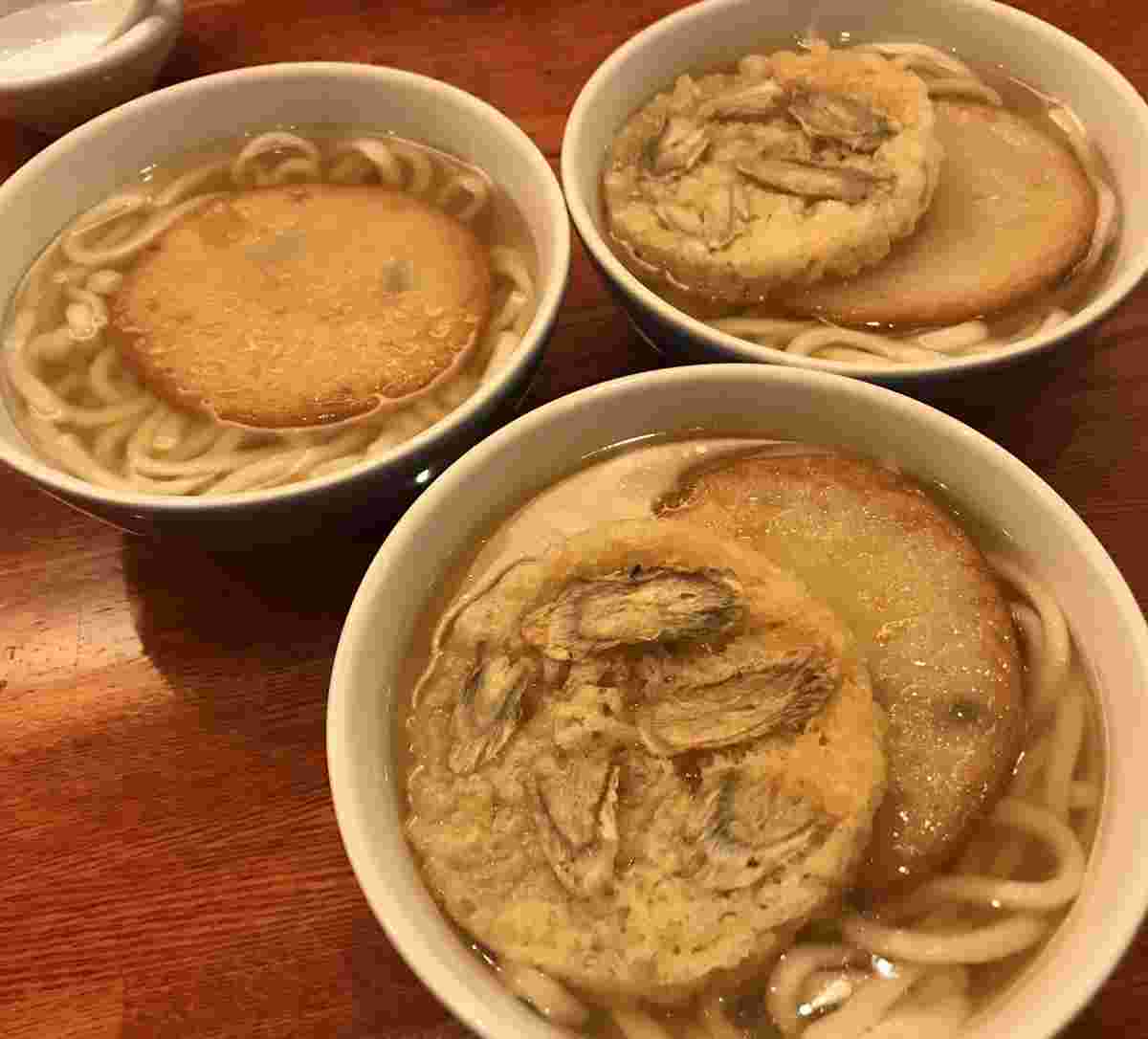 まる天うどんとごぼ天うどん