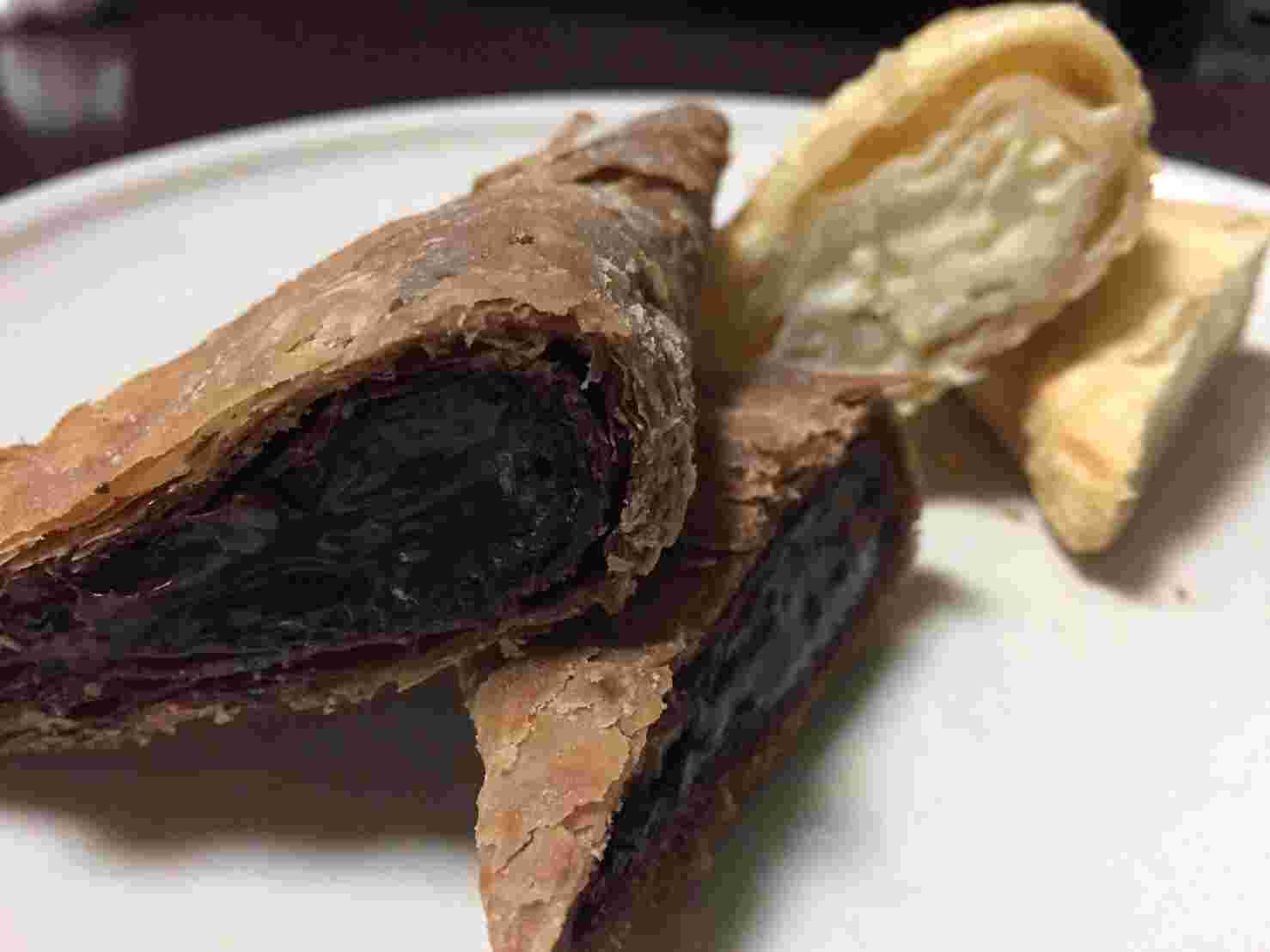 定番の三角チョコパイ