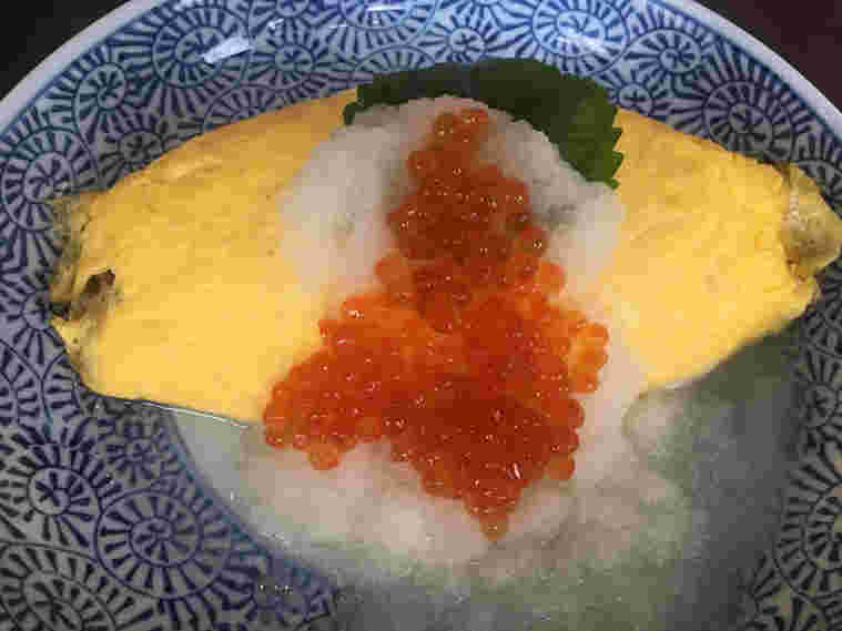 おむらはうすの親子オムライス