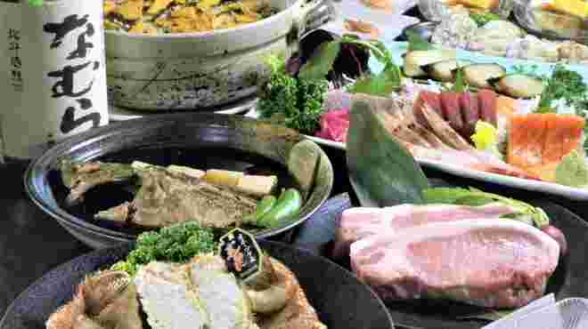豊富な海鮮料理と肉料理