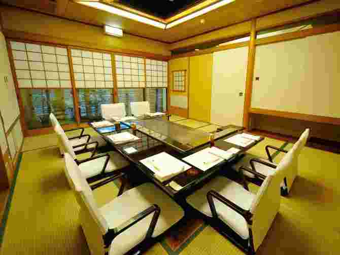 店の和風個室