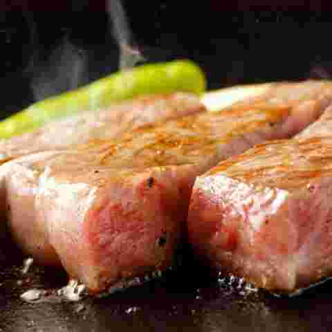 溶岩焼肉ダイニング bonbori 新宿店のお肉