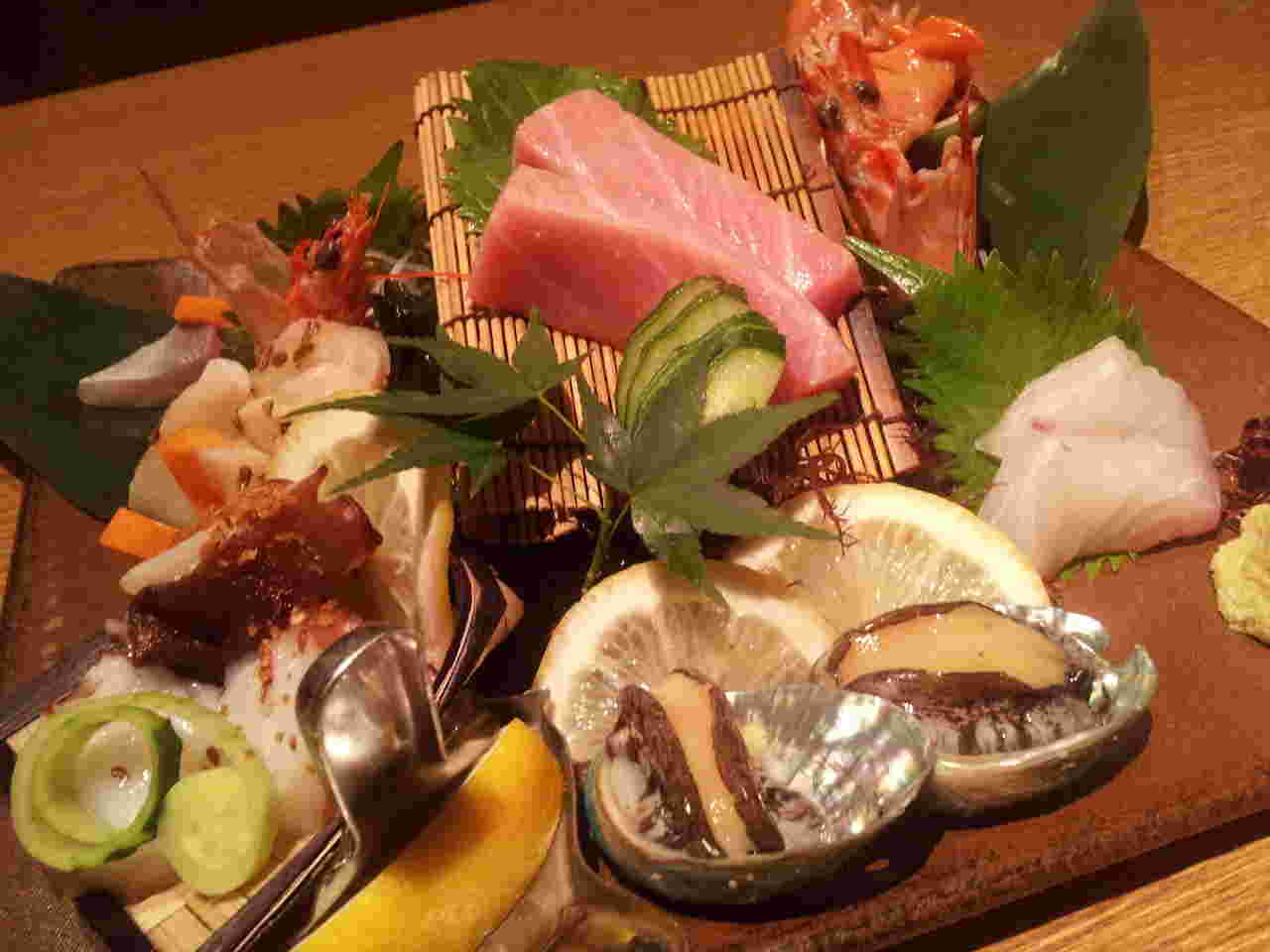 刺身の盛り合わせ