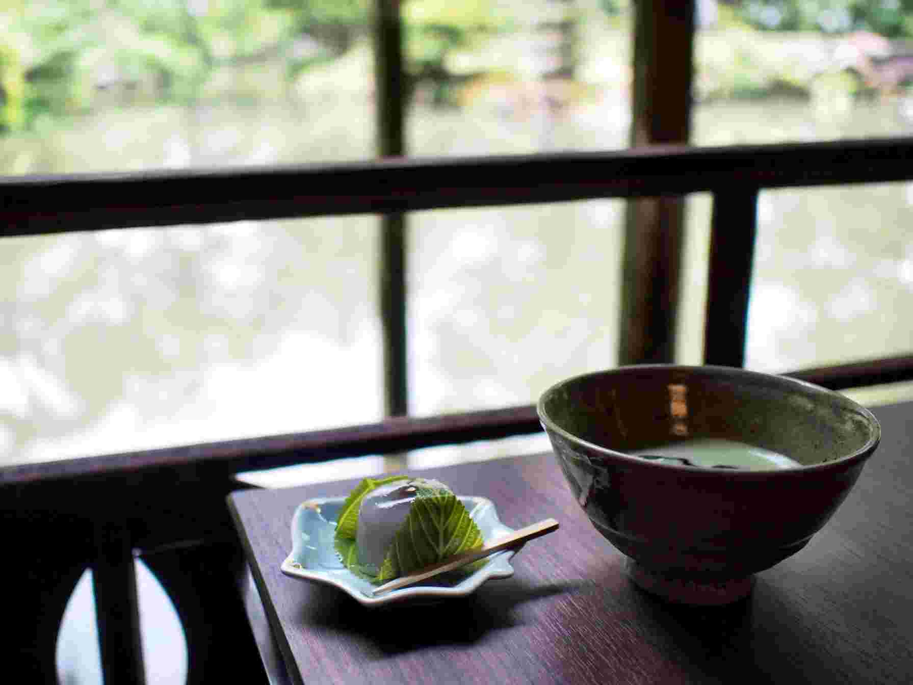 抹茶を飲みながらの休憩時間