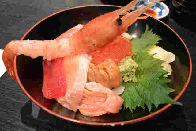 築地青空三代目　特上海鮮丼