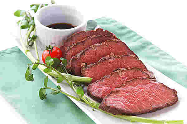 クレソンと肉料理