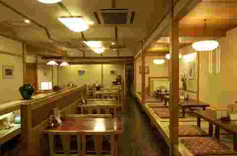 二八庵 さらしんの店内