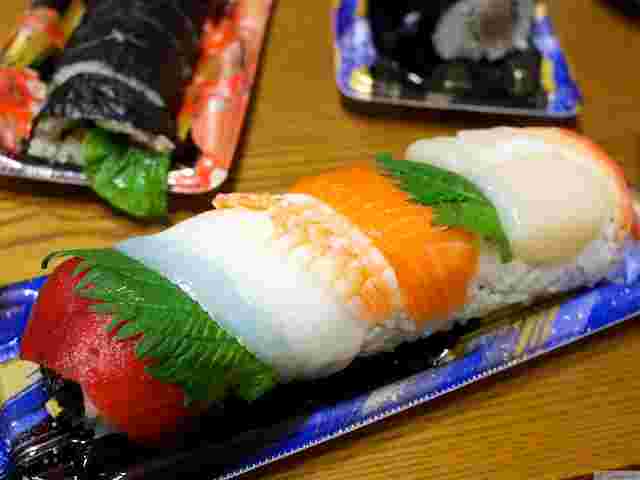 刺身を使った恵方巻き
